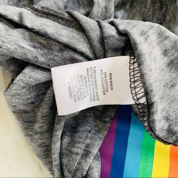 💕SOLD ON EBAY💕 🌈HP🌈 Rainbow Crop Top Tee - Picture 4 of 4